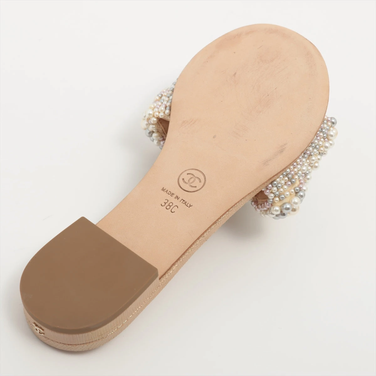 CHANELのサンダル　　パールベージュ　size38 シャネル CHANEL サンダル ベージュ 38 厚底 - メルカリ