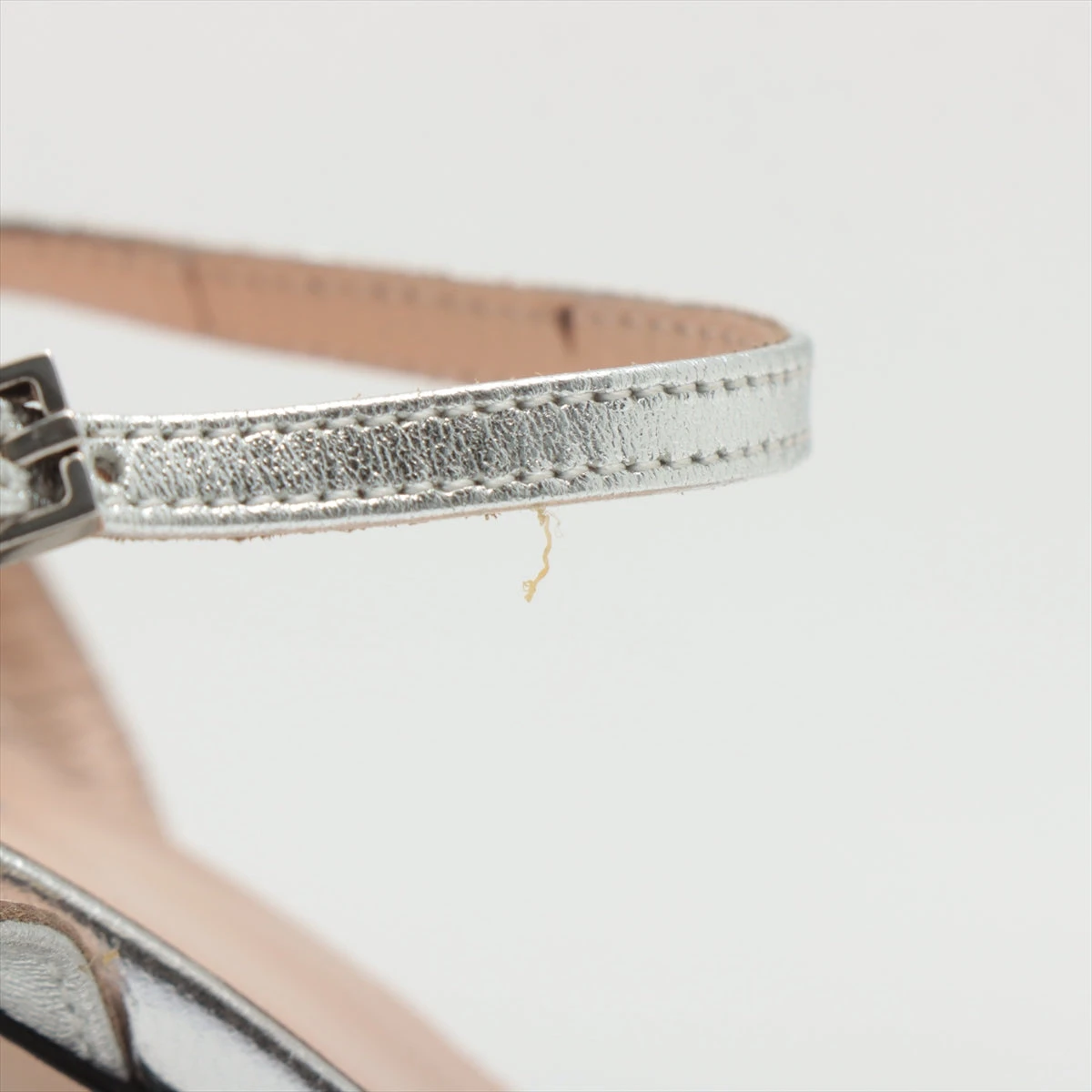 りく　美品♡グッチ　サンダル　レザー　GG金具　 マーモント　白　黒 AP117773.JPG