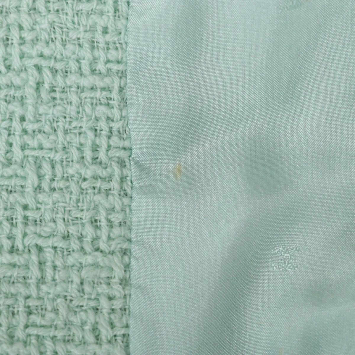 シャネル ヴィンテージ　オリーブ・グリーン・緑ツィード  イドパンツ　38サイズ シャネル ヴィンテージ オリーブ・グリーン・緑ツィード