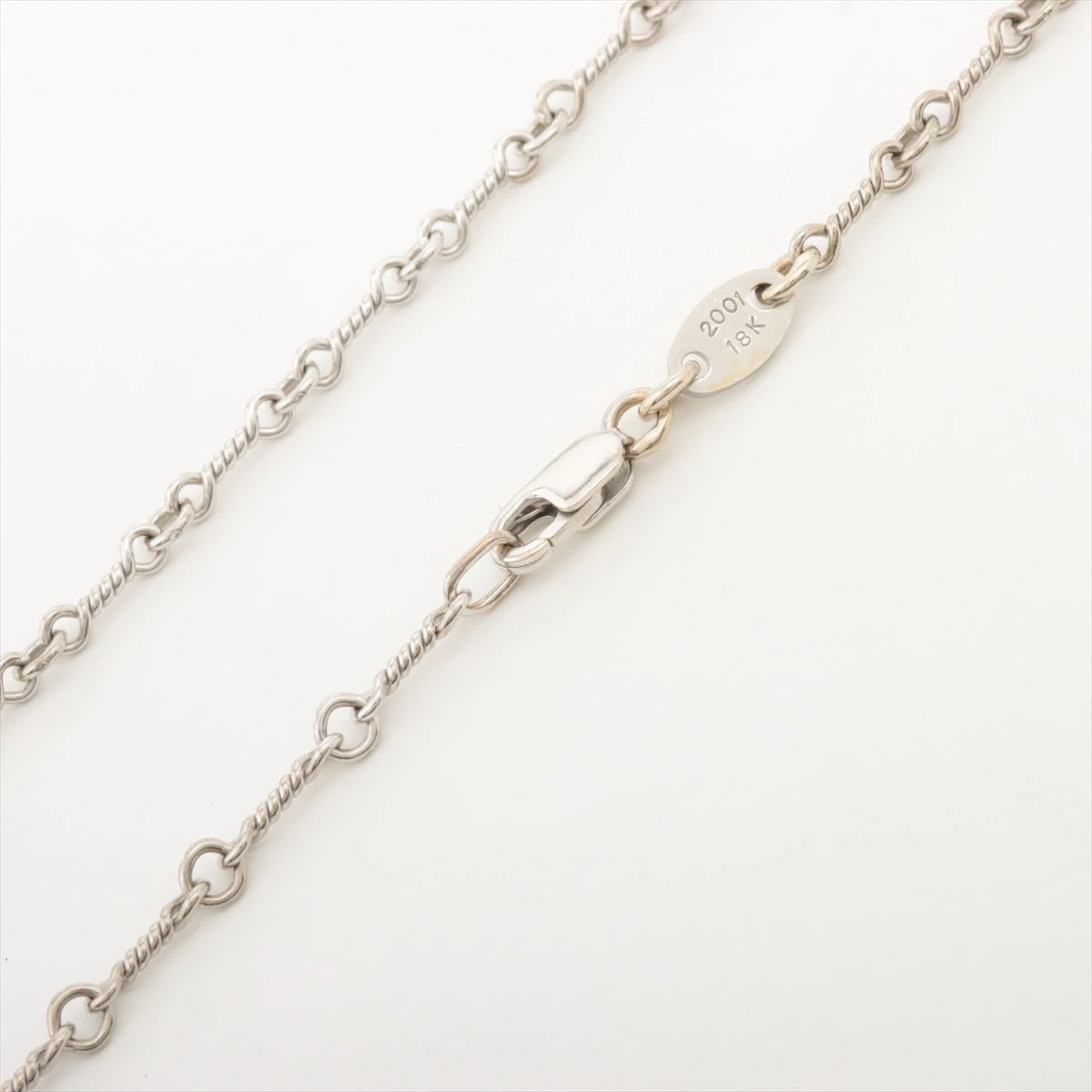 ベビーファットチャームCHクロス18K WG パヴェダイヤモンド