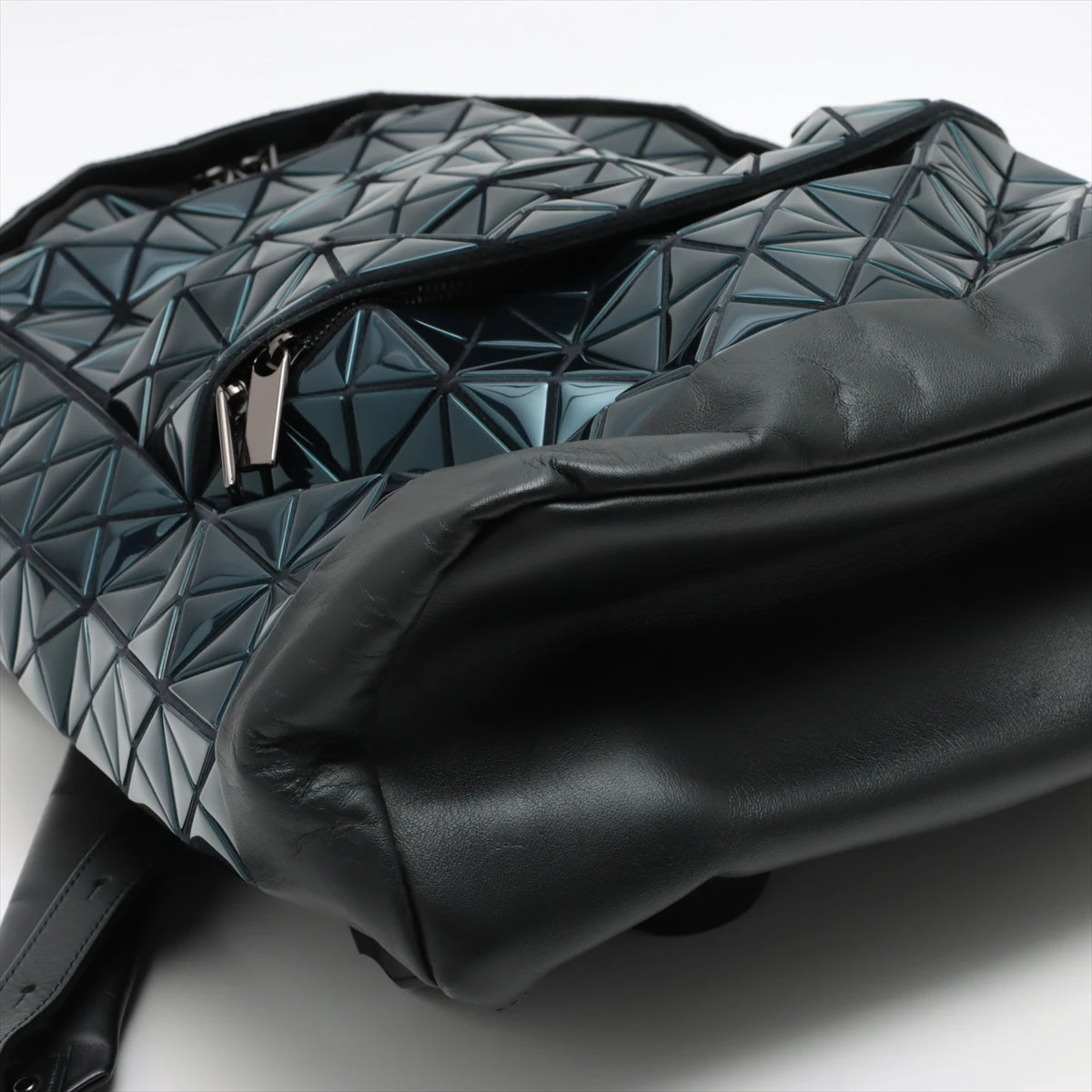 イッセイミヤケ バオバオ バックパック/リュック ネイビー A2122216