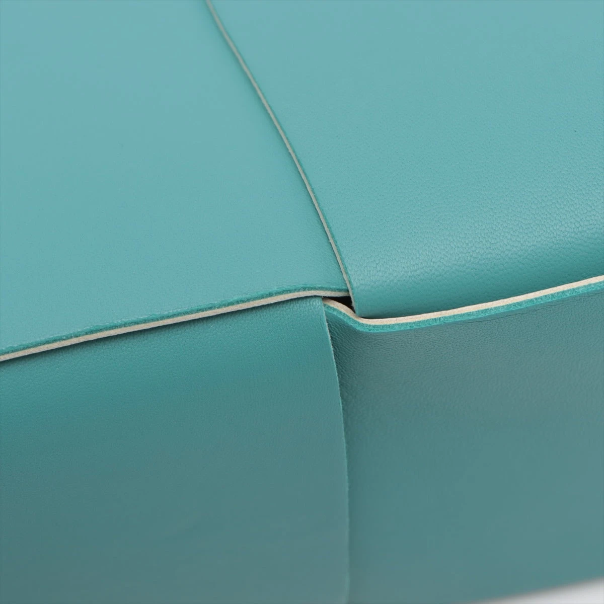 ボッテガヴェネタ マキシイントレチャート ザ アルコ ラージ