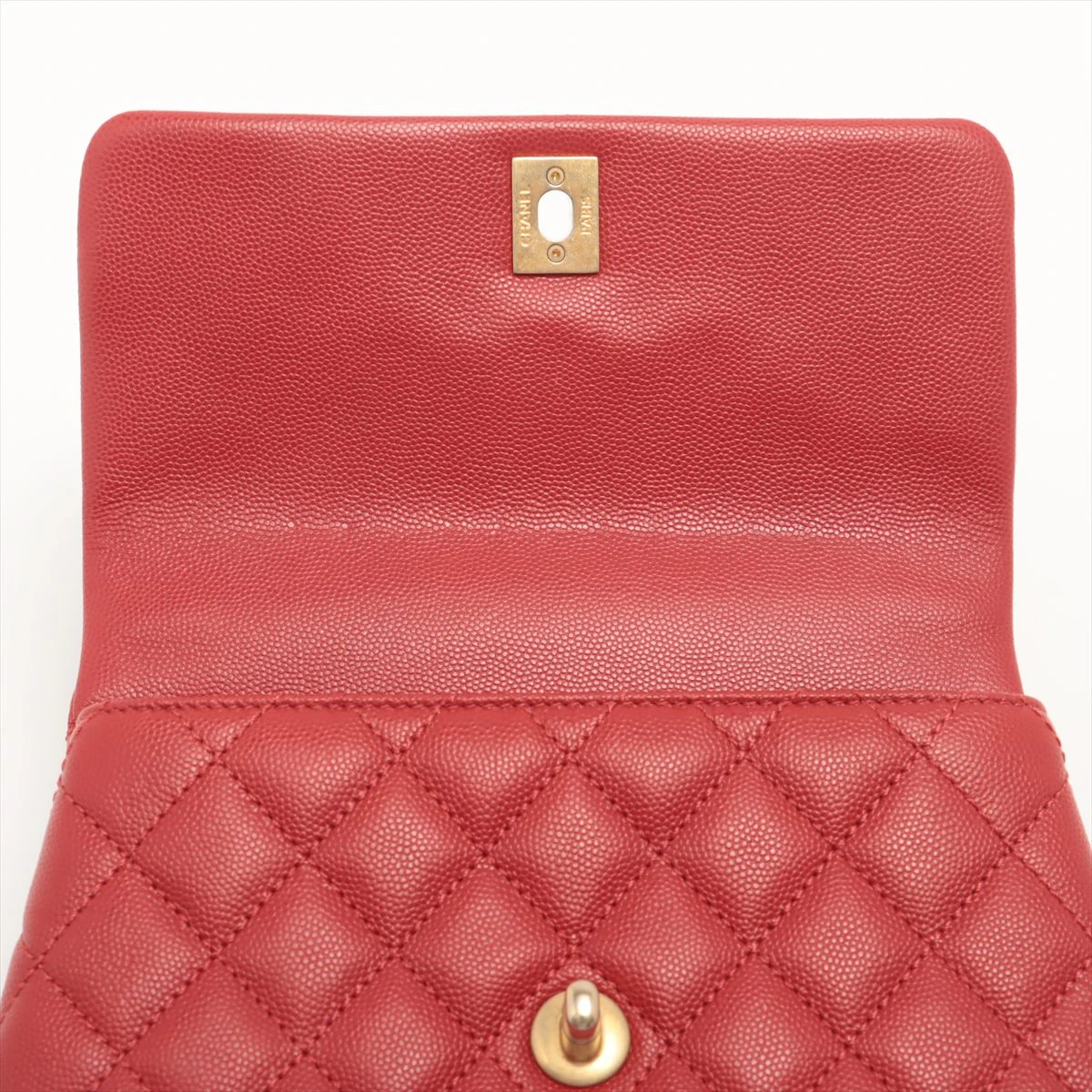 美品 CHANEL シャネル キャビアスキン ポーチ ゴールド金具 レッド 楽天市場】シャネル キャビアスキン ポーチの通販