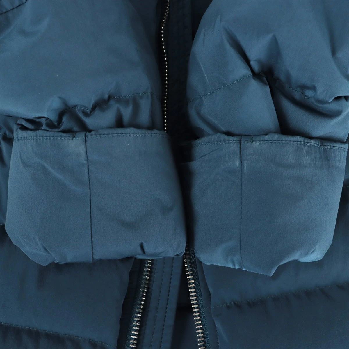 本物　プラダ　ダウン　メンズ　トライアングル　54 本物 プラダ ダウン メンズ トライアングル 54 国内即発【PRADA