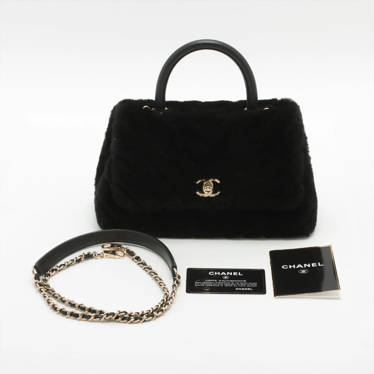CHANELココハンドル ファー 2WAYハンドバッグ ブラック29番 シャネル ココハンドル24 XS ファー 2WAYハンドバッグ ブラック
