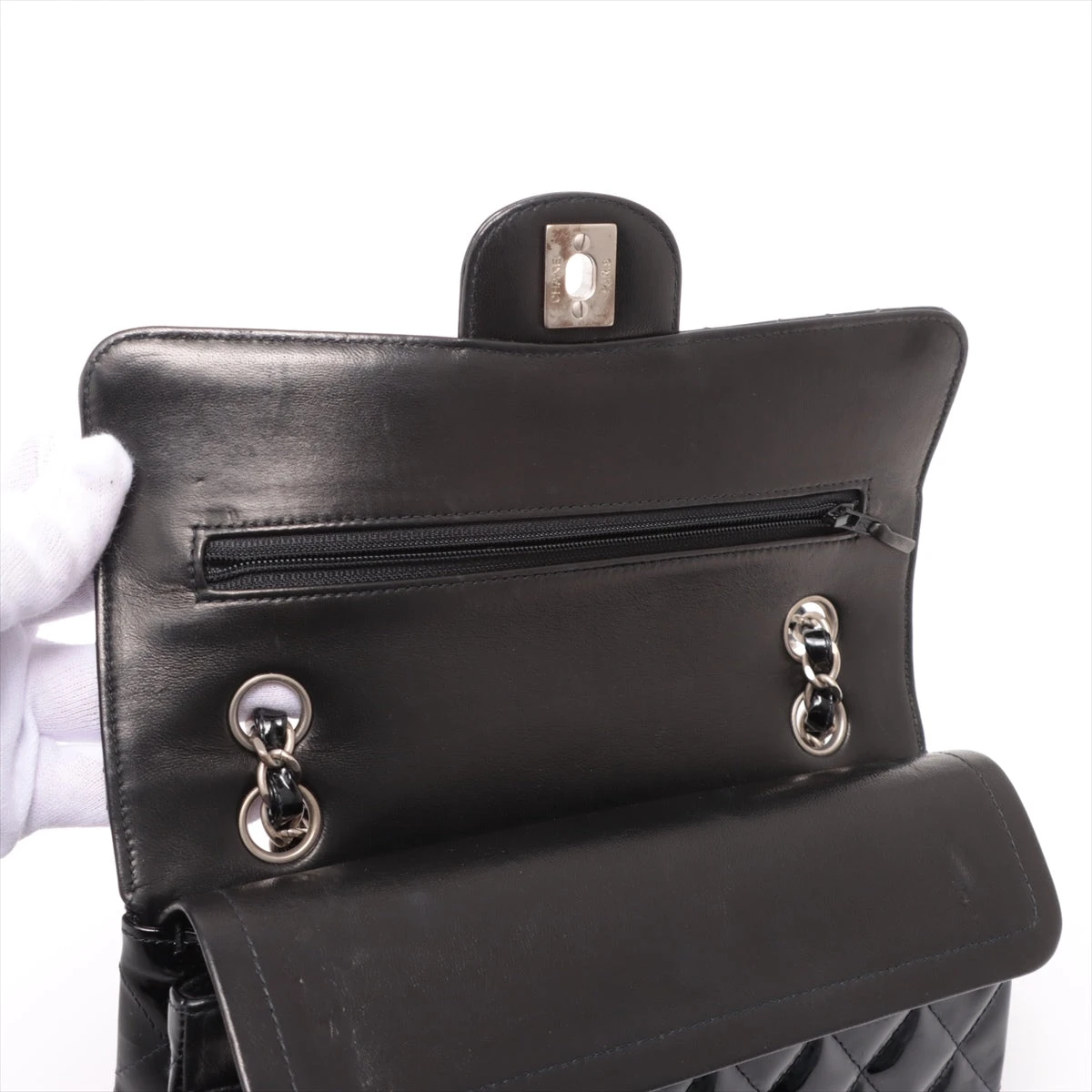 シャネル マトラッセ パテントレザー ダブルフラップ ダブルチェーン