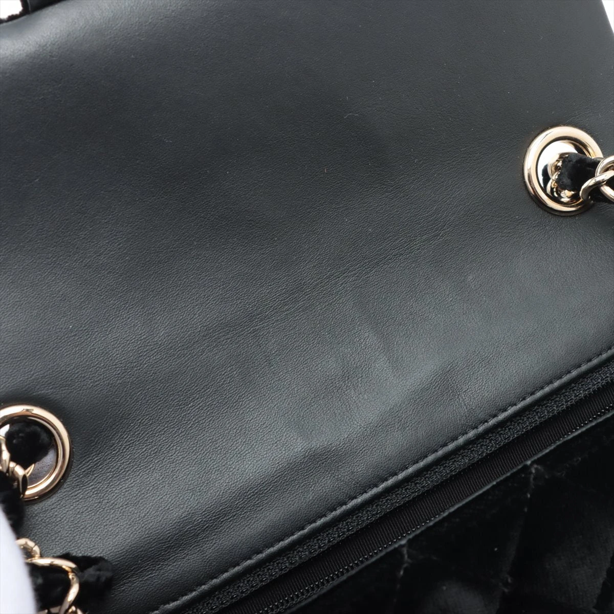 シャネル ミニマトラッセ ベロア チェーンショルダーバッグ ブラック  