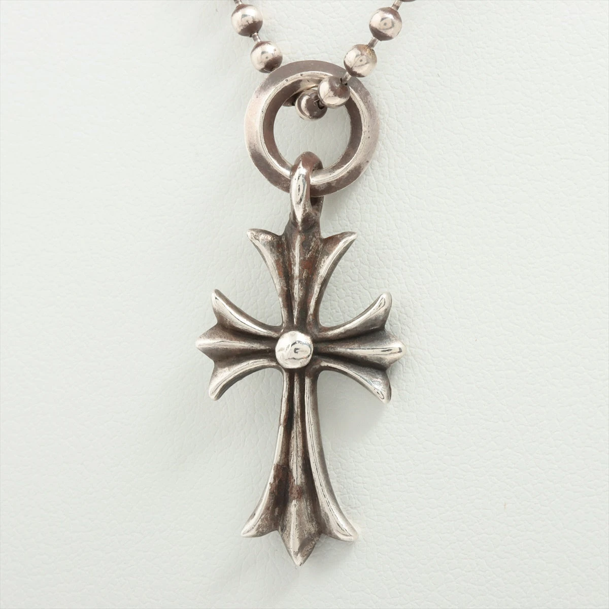 ★クロムハーツ★セレブ愛用★タイニー クロスネックレス タイニー CHROME HEARTS(クロムハーツ) - 海外通販のBUYMA
