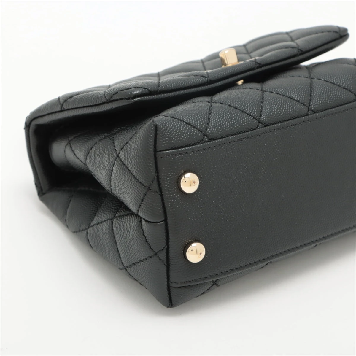 シャネル ココハンドル キャビアスキン 2WAYショルダーバッグ