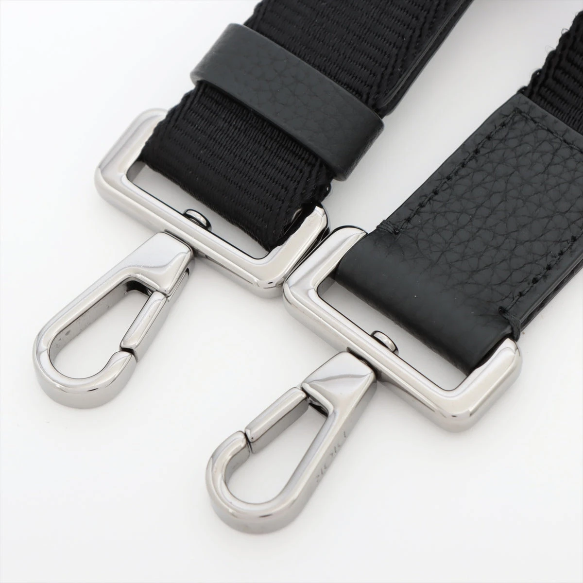 Q2921 超美品 クリスチャンディオール ナイロン ショルダーストラップ Q2921 超美品 クリスチャンディオール ナイロン ショルダー