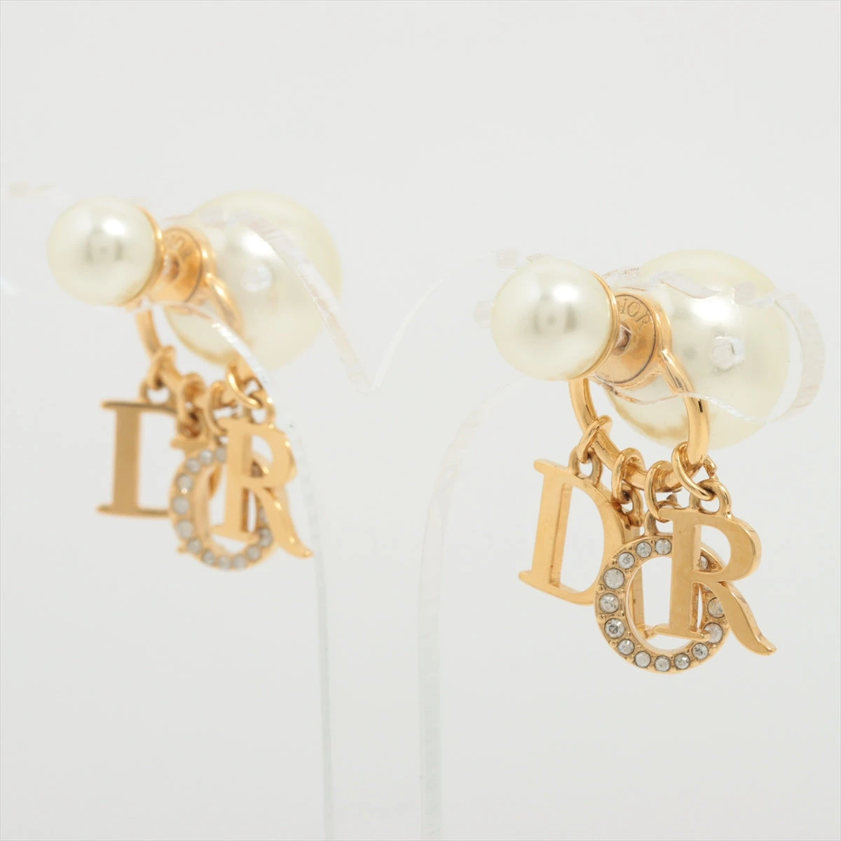 DIOR トライバル ピアス　パール　ロゴ Christian Dior - 新品同様【クリスチャンディオール