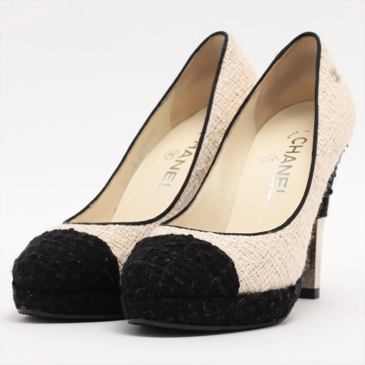 シャネルパンプスツイードレザー