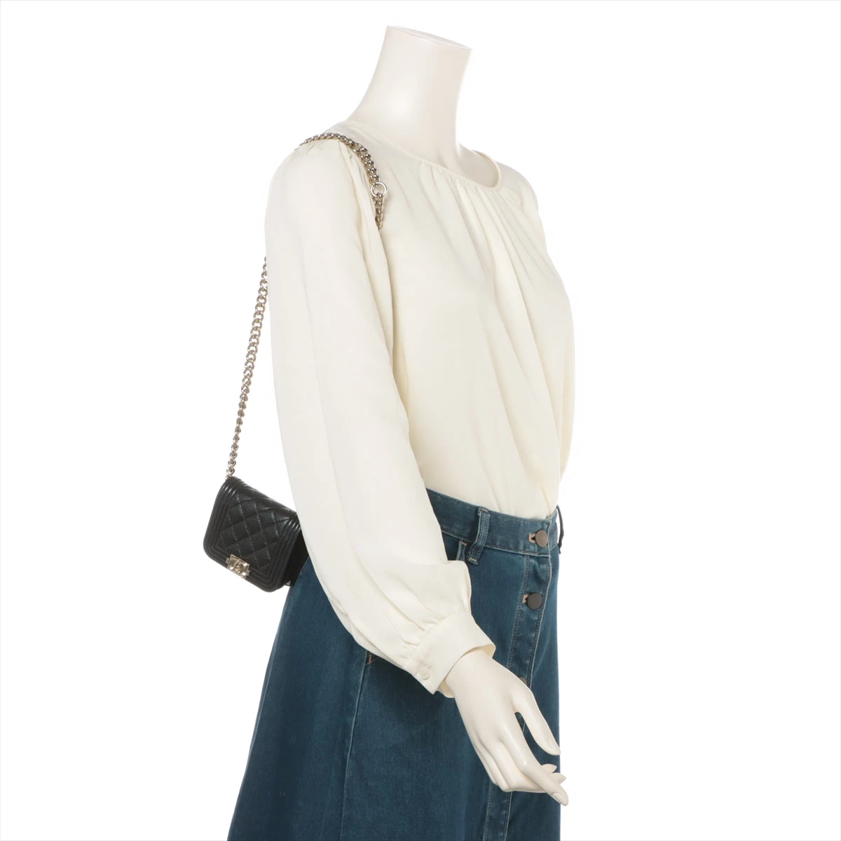 【装いのアクセントに☆】CHANEL ベルトバッグ CHANEL スエードポーチベルトバッグ ブラウン｜VINTAGE QOO