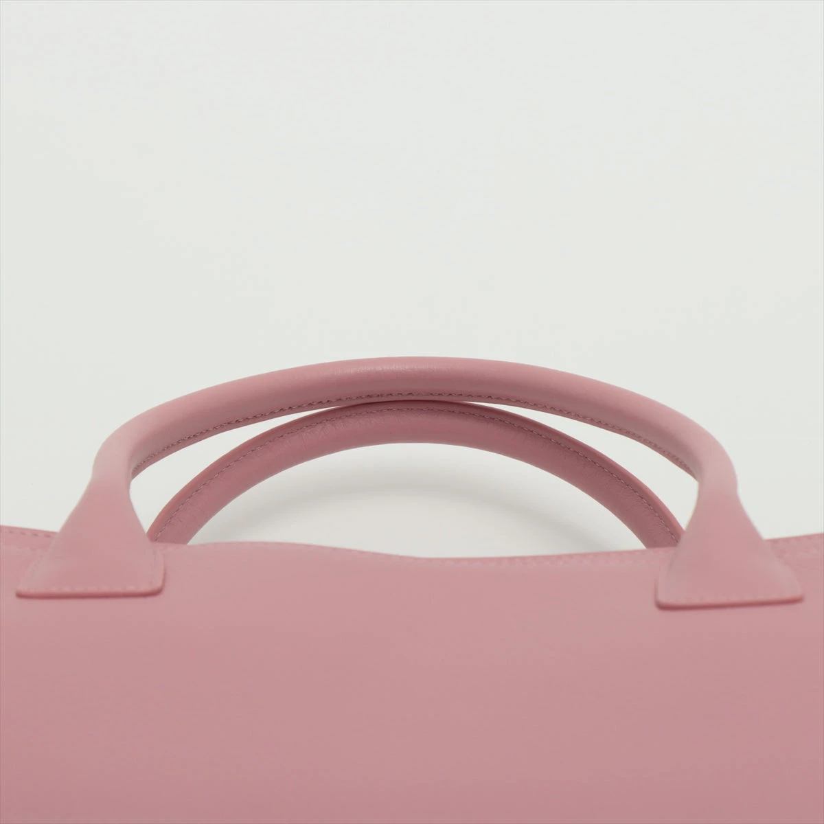 シャネル エグゼクティブ レザー トートバッグ ピンク シルバー金具 20