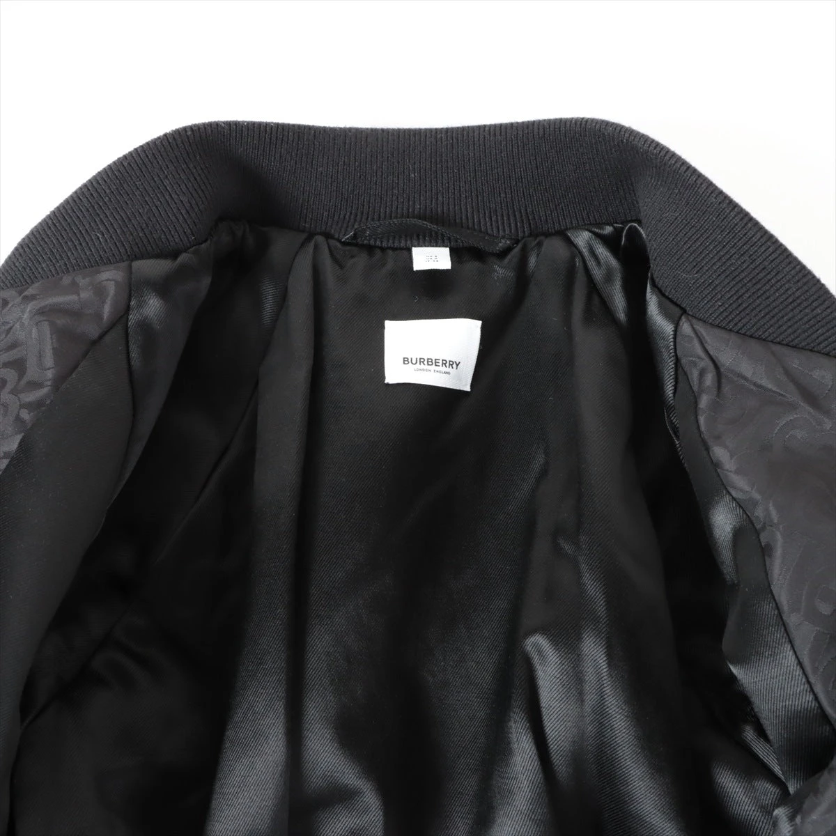 現行タグ　BURBERRYバーバリー　ナイロンジャケット ブルゾン 34 バーバリー TBロゴ ナイロン ブルゾン 34 レディース ブラック