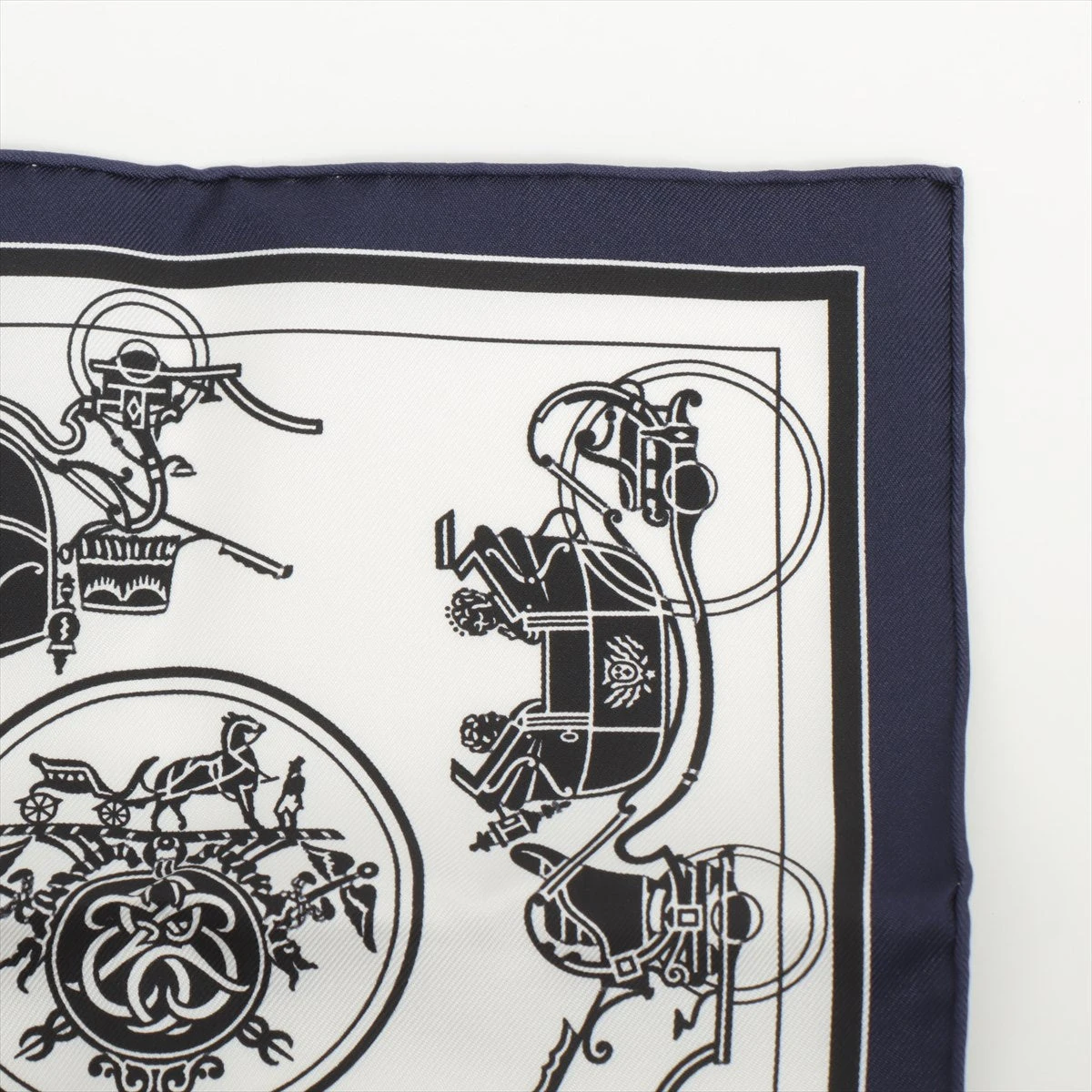 エルメス カレ ナノ スカーフ シルク ネイビー EX-LIBRIS エクス エルメス カレ ナノ スカーフ シルク ネイビー EX-LIBRIS エクス