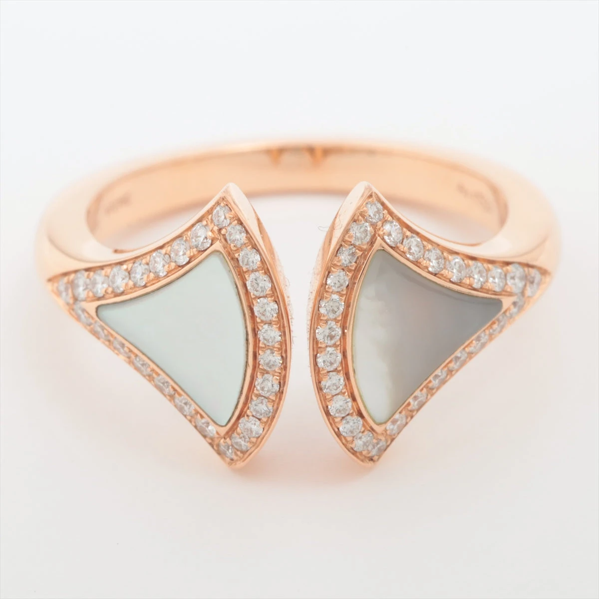 ブルガリ 14号 ディーヴァドリーム マラカイト シェル 750 PG 3895 ブルガリ ディーヴァドリーム シェル ダイヤ リング 750(YG) 4.1