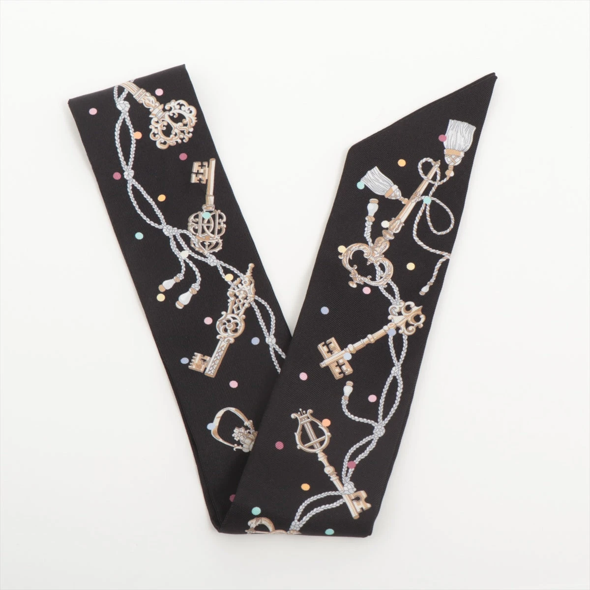 エルメスツイリーレクレアポア Les Cles a Pois ブラック 【美品】 エルメス ツイリー レクレアポア Les Cles a Pois スカーフ