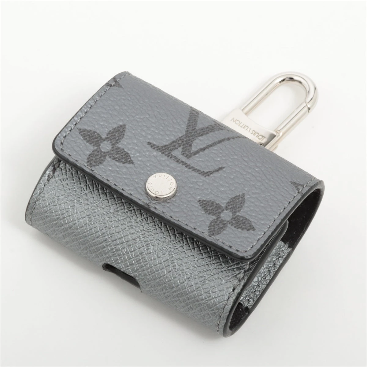 希少★Louis Vuitton ルイヴィトン　タイガLV イヤホンポーチ 楽天市場】LOUIS VUITTON ルイ ヴィトン タイガラマ イヤホン
