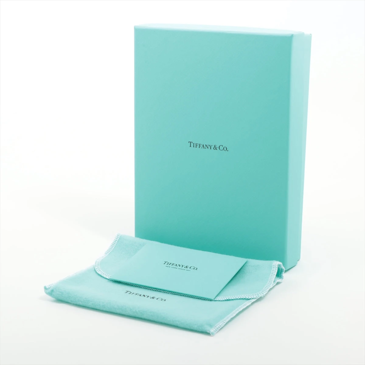 Tiffany & Co. パスポートケース ティファニーブルー 楽天市場】□希少□新品同様□ TIFFANY＆Co ティファニー レザー