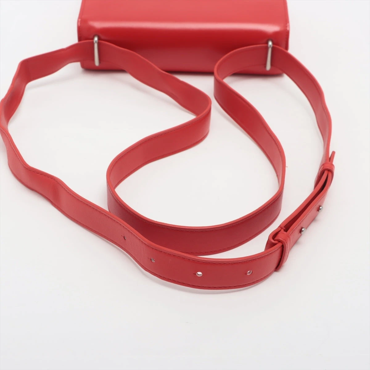 ボッテガ・ヴェネタ クリップ レザー ショルダーバッグ BOTTEGA VENETA ボッテガヴェネタ ショルダーバッグ The Pouch