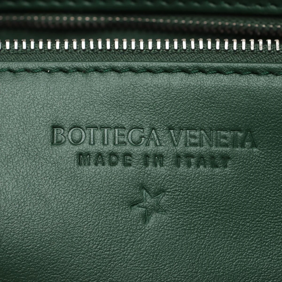新品 ボッテガヴェネタ イントレチャート トート ビジネスバッグ ダークグリーン ボッテガヴェネタ マキシイントレチャート ザ アルコ ラージ