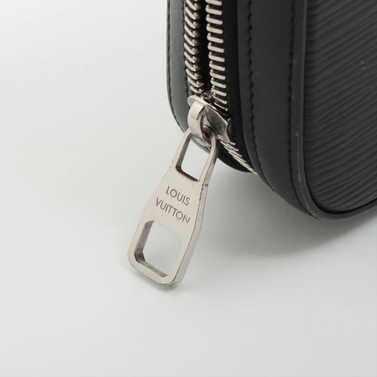 ルイヴィトン　エピ　ダンディウォレット LOUISVUITTON ルイヴィトンエピダンディウォレット