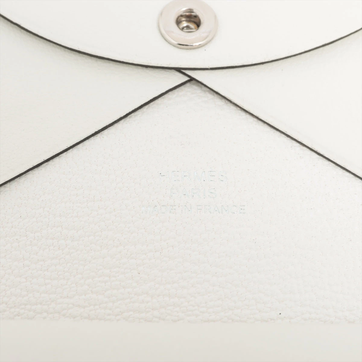 【HERMES】国内発送♪ ☆ カードケース カルヴィ ホワイト ☆ ホワイト（白）系 HERMES Calvi(エルメス カルヴィ) カード
