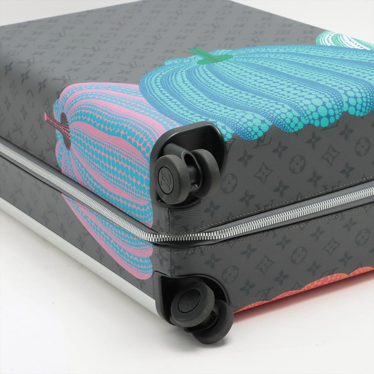 LOUISVUITTON 草間彌生　キャリーケース　ホライゾン55 中古 個包装】ヴィトン×草間彌生 モノグラム パンプキン ホライゾン55