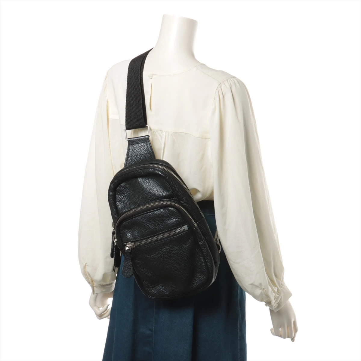 美品✨ メゾンマルジェラ ボディバッグ 4ステッチ レザー ブラック MaisonMargiela メゾン・マルジェラ 4ステッチ ボディバッグ