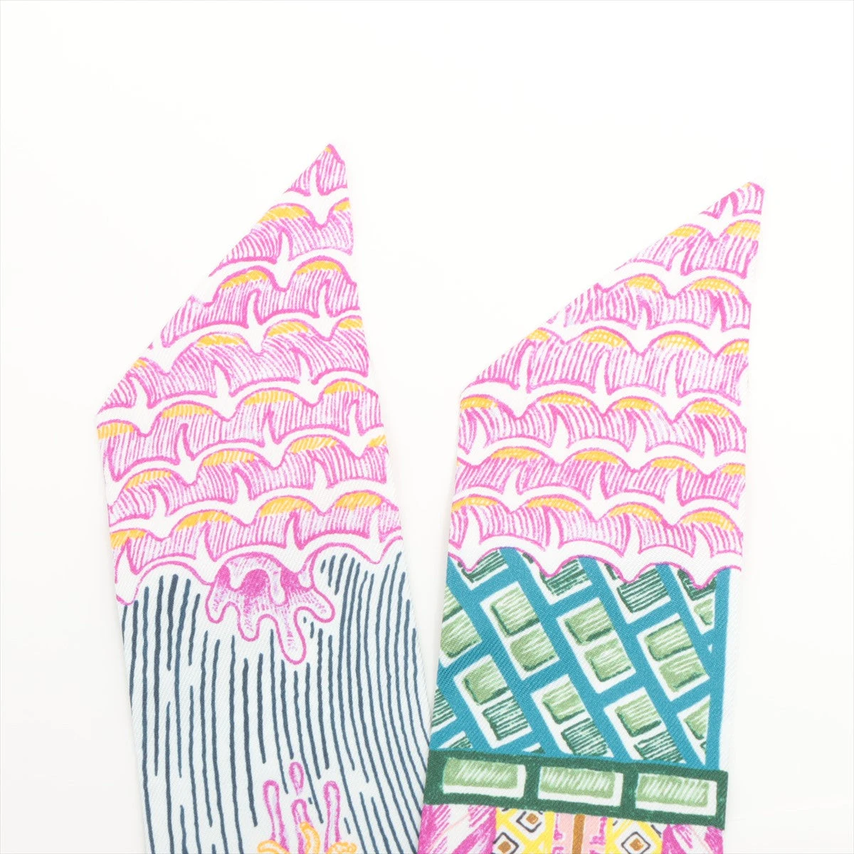 エルメス ツイリー Super Silk Quest スーパー シルク クエスト