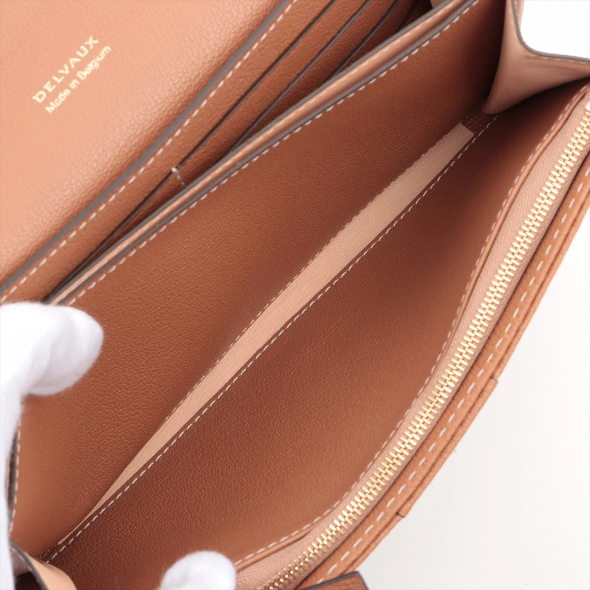 デルボー ブリヨン レザー チェーンウォレット ブラウン A2313502