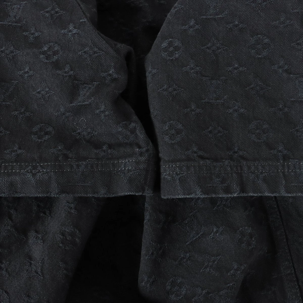 ルイヴィトン モノグラム ベースボールシャツ デニム 23年 黒 XL サイズ 23AW LOUIS VUITTON ルイヴィトン デニム ベースボール シャツ