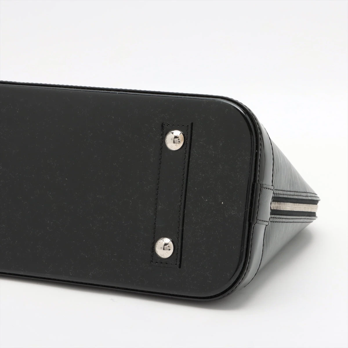 ✨極美品✨ルイヴィトン エピ・エレクトリック　アルマ　M4032N 鑑定済み LOUIS VUITTON ルイ・ヴィトン M4031N エピ エレクトリック