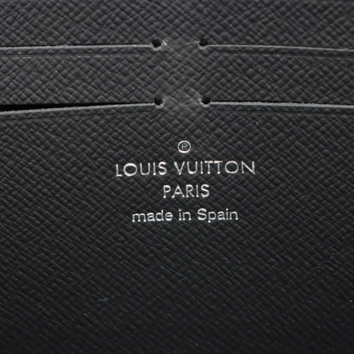 ヴィトン エピ ジッピードラゴンヌ M81325 ノワール ラウンド