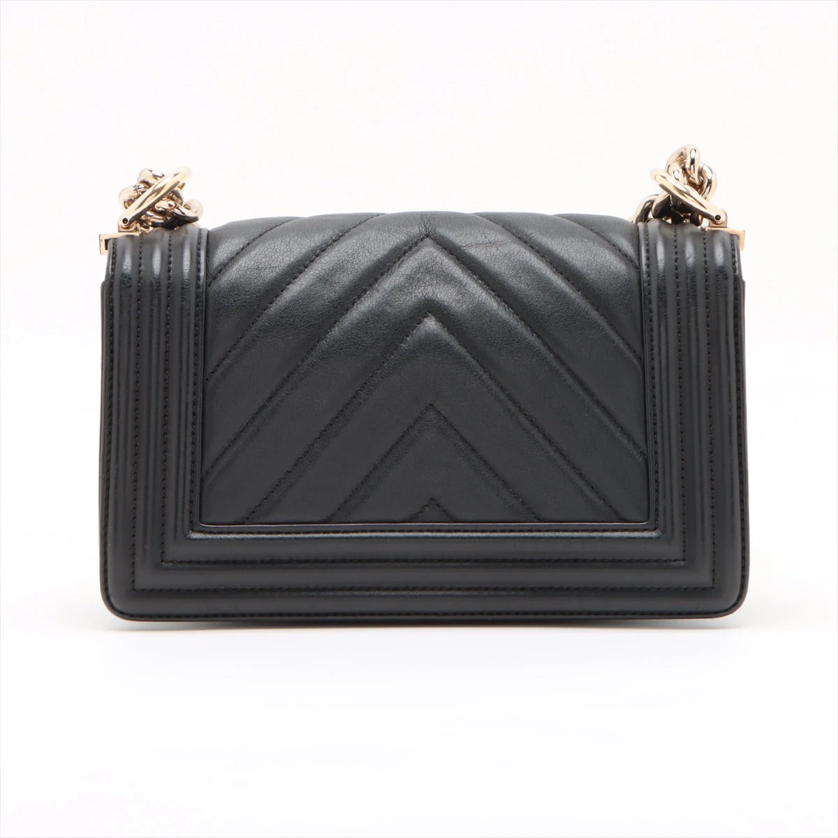 シャネル　ショルダーバッグ　ボーイシャネル　マトラッセ×シェブロン　19番台 CHANEL - シャネル ショルダーバッグ ボーイシャネル マトラッセ