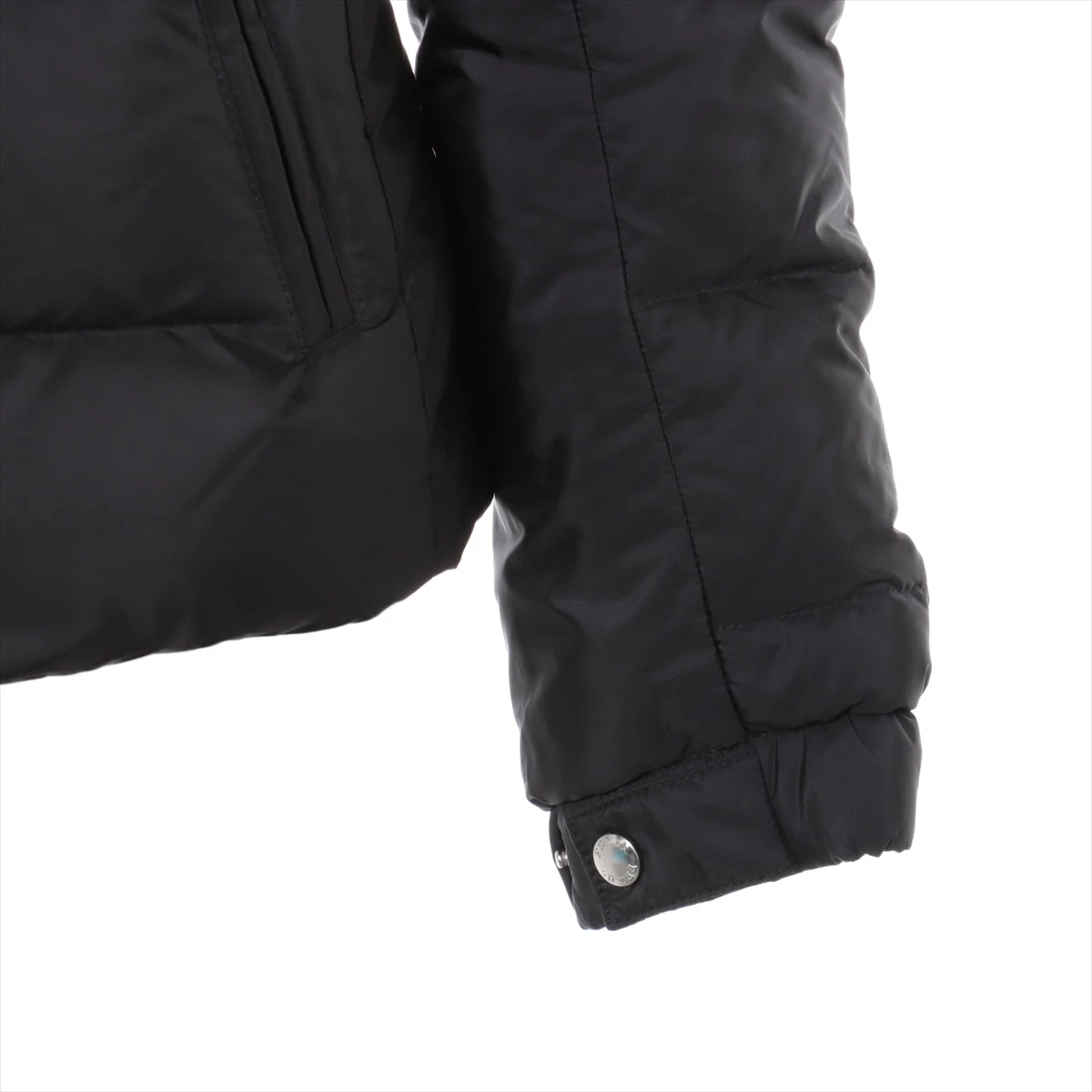 プラダ 18AW ナイロン ダウンジャケット 42 レディース ブラック プラダ 18AW ナイロン ダウンジャケット 42 レディース ブラック