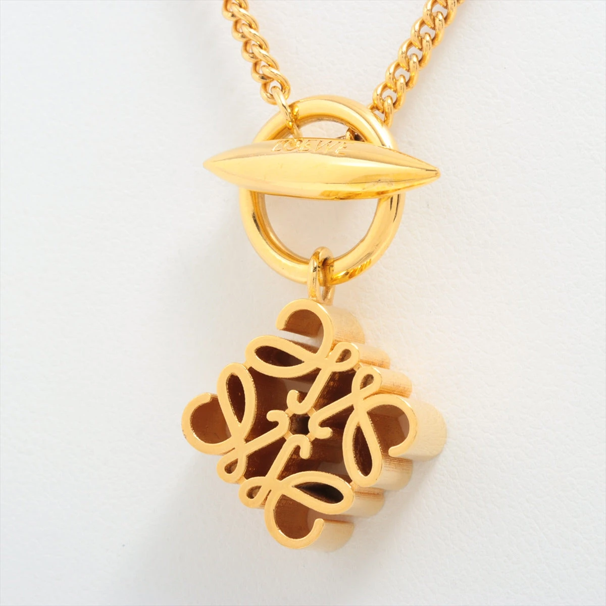 ロエベ アナグラム ネックレス GP ゴールド キズ スレ くすみ 変色