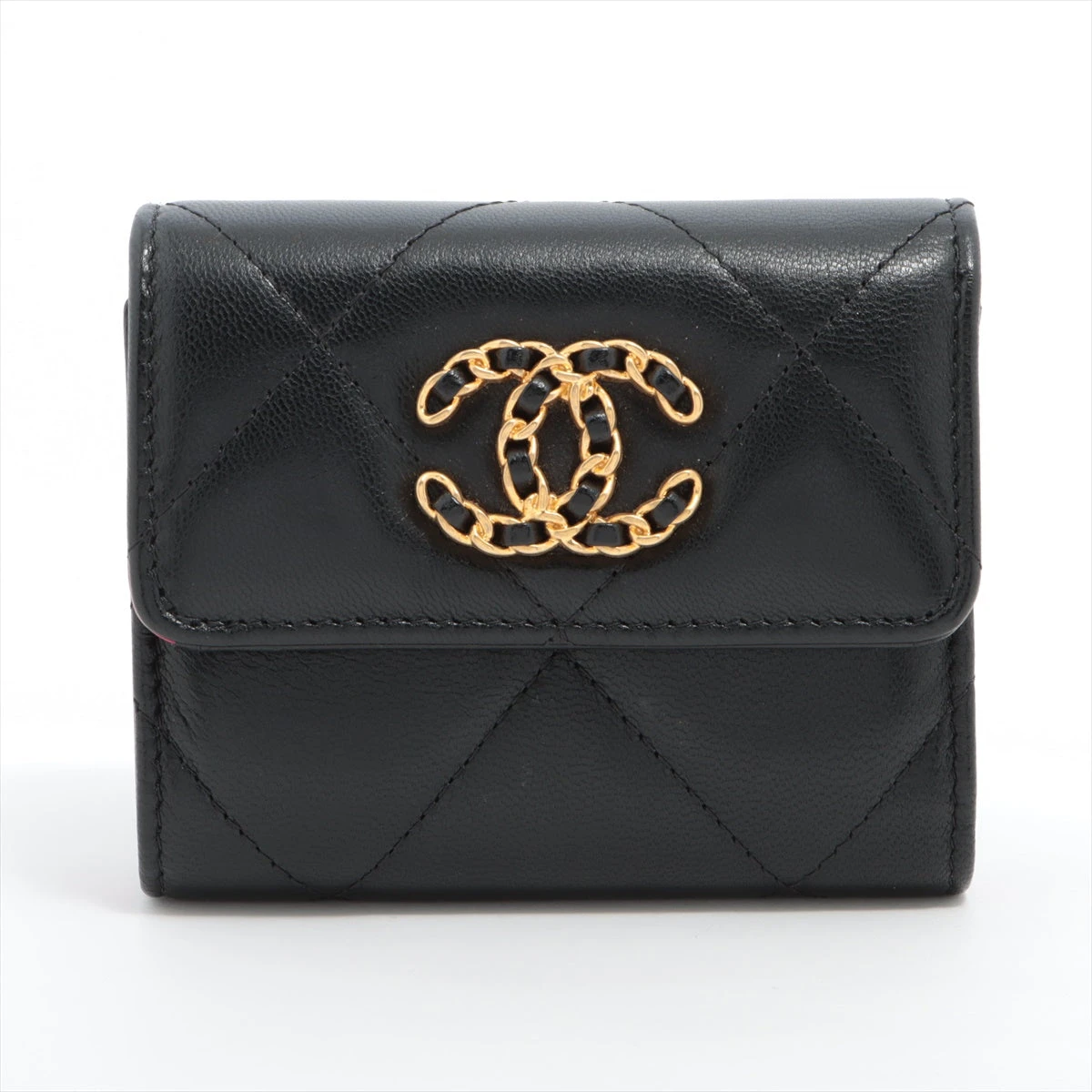 CHANEL 19シリーズラムスキンコンパクトウォレット超美品 CHANEL （新品・未使用品）シャネル 19 ナインティーン スモール