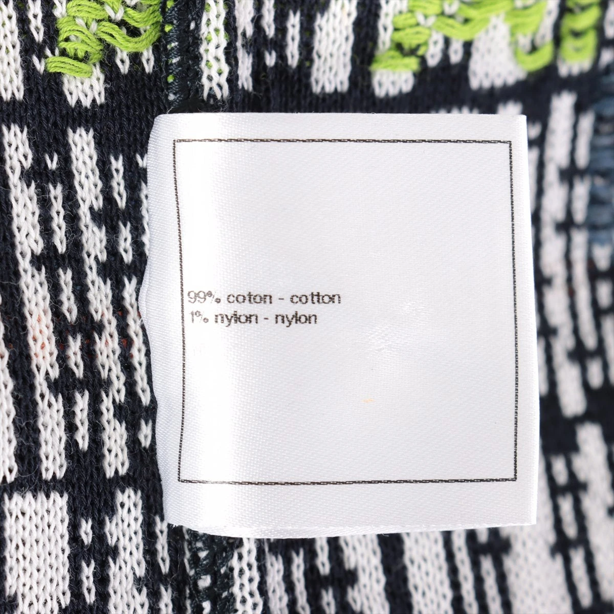 美品CHANEL/シャネル ネクタイココマーク柄　ハイブランド赤色 高級シルク絹 シャネル CHANEL 微光沢 ネクタイ シルク100% パターン柄 ワイン