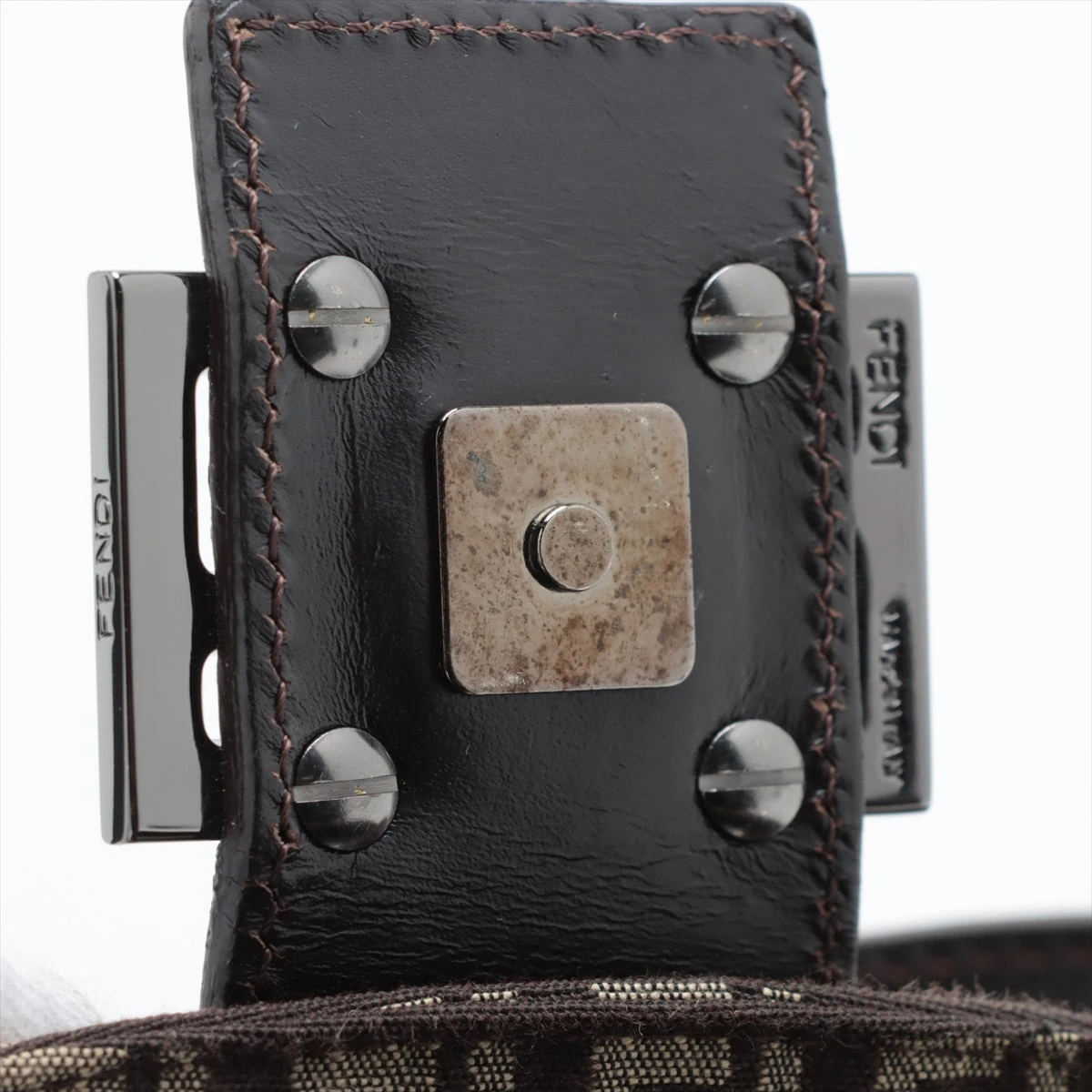 フェンディ　ブランド　ブラウン　ショルダーバッグ　ズッキーノ　ターンロック FENDI フェンディ □ ショルダーバッグ ヴィンテージ ズッキーノ