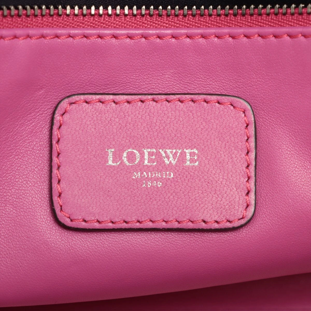 ロエベ アマソナ 28 クロコダイル レザー ハンドバッグ ピンク ロゴ 希少 LOEWE - ロエベ アマソナ 28 クロコダイル レザー ハンドバッグ