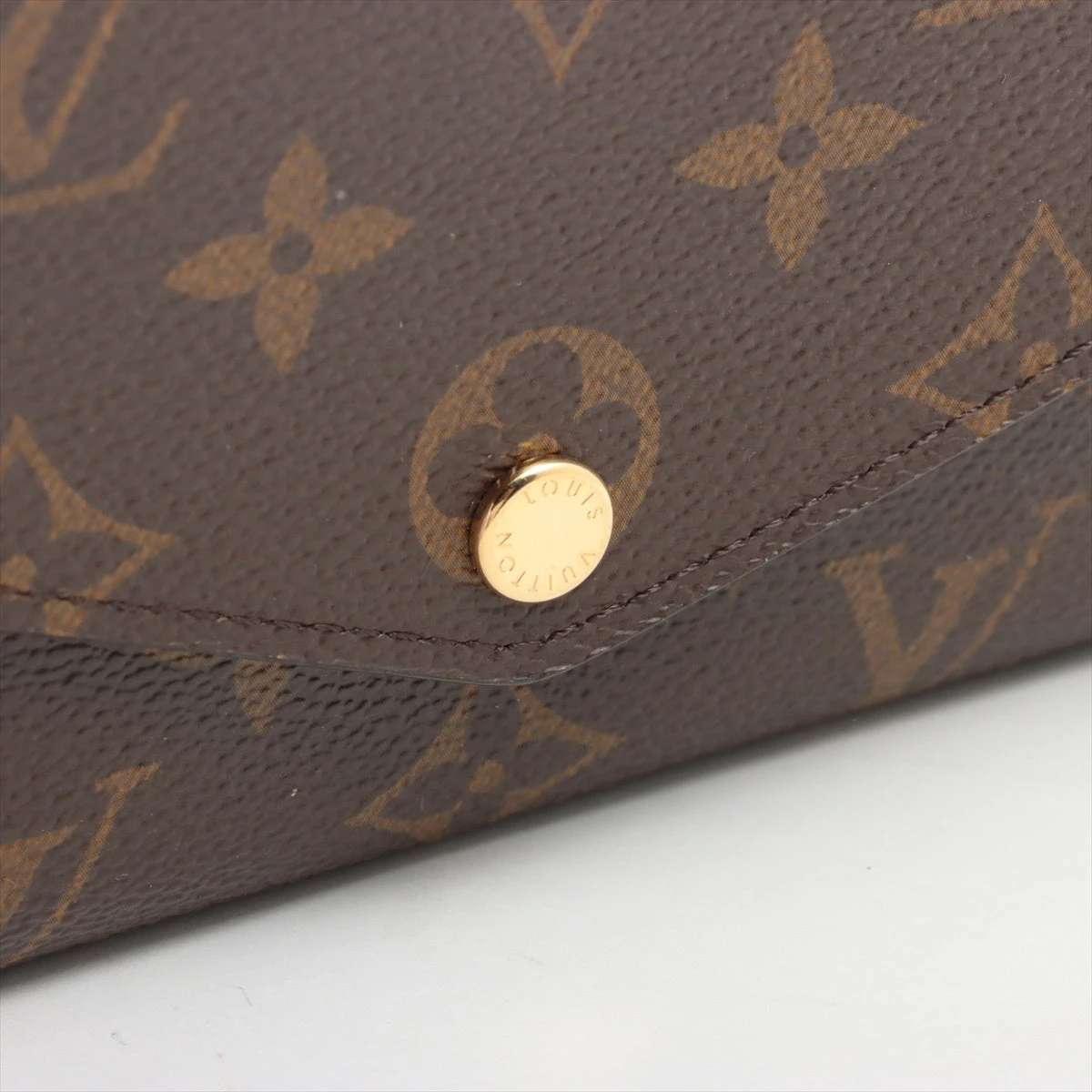 ルイヴィトン　モノグラム　フューシャ　長財布　新型　サラ　M62234 674967504417b.webp