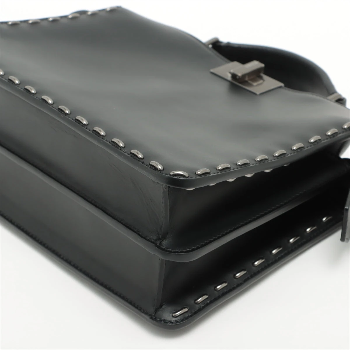 フェンディ ピーカブー アイシーユー スモール レザー 2WAY