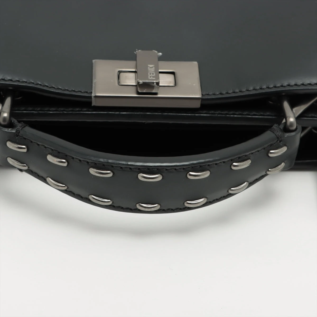 フェンディ ピーカブー アイシーユー スモール レザー 2WAY