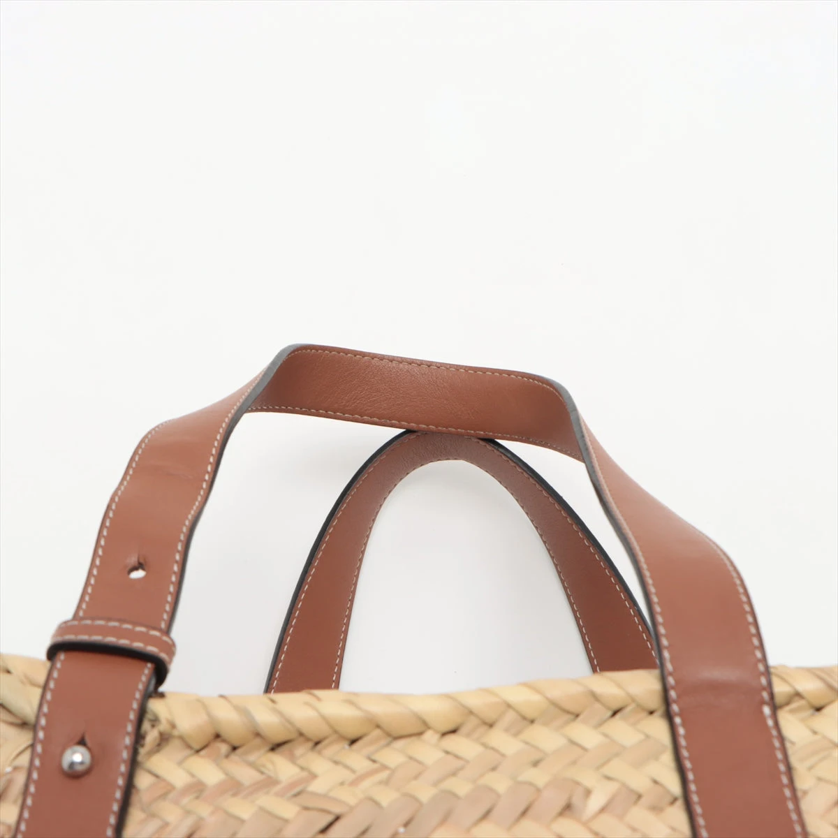 新品！ LOEWE ベージュ かごバッグ