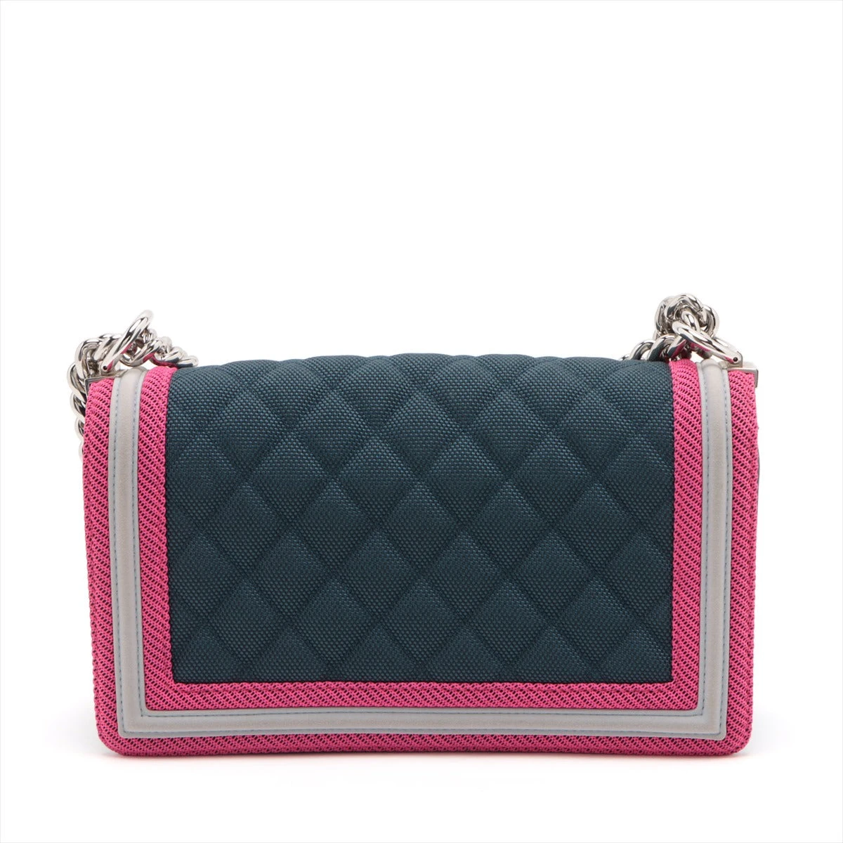 シャネル ボーイシャネル ナイロン チェーンショルダーバッグ