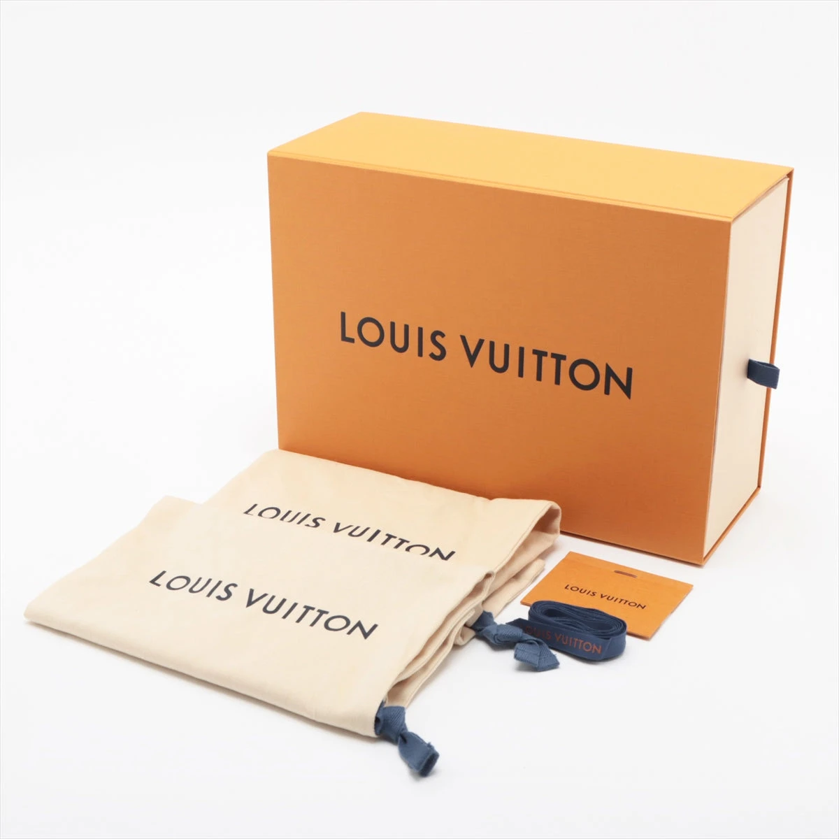 LOUIS VUITTON スニーカー　37 1/2 ✨箱、保存袋あり✨ LOUIS VUITTON スニーカー 37 1/2 ✨箱、保存袋あり✨