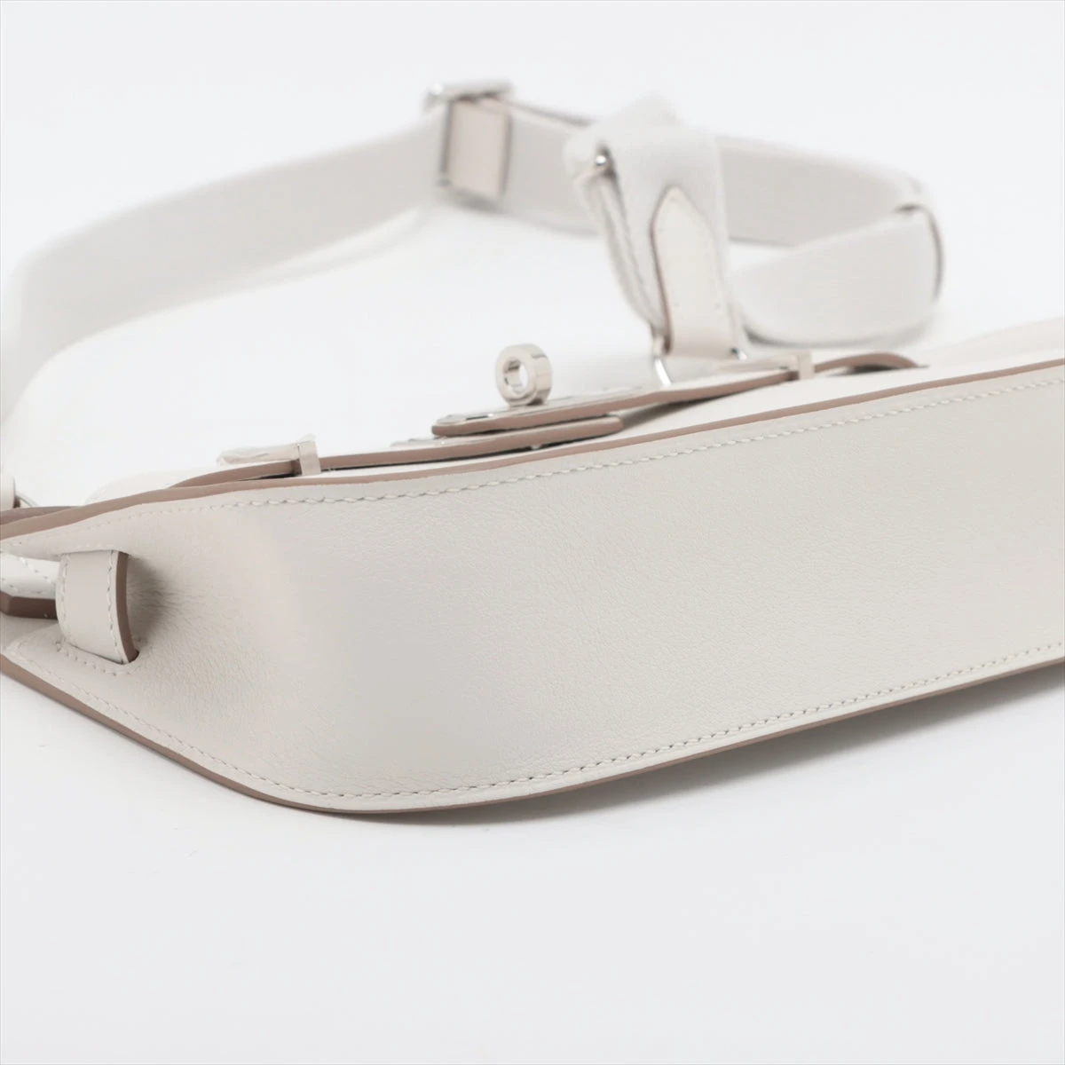 HERMES エルメス　ジプシエール　ミニ　ニューホワイト エルメス ジプシエールミニ ヴォースイフト ニューホワイト シルバー