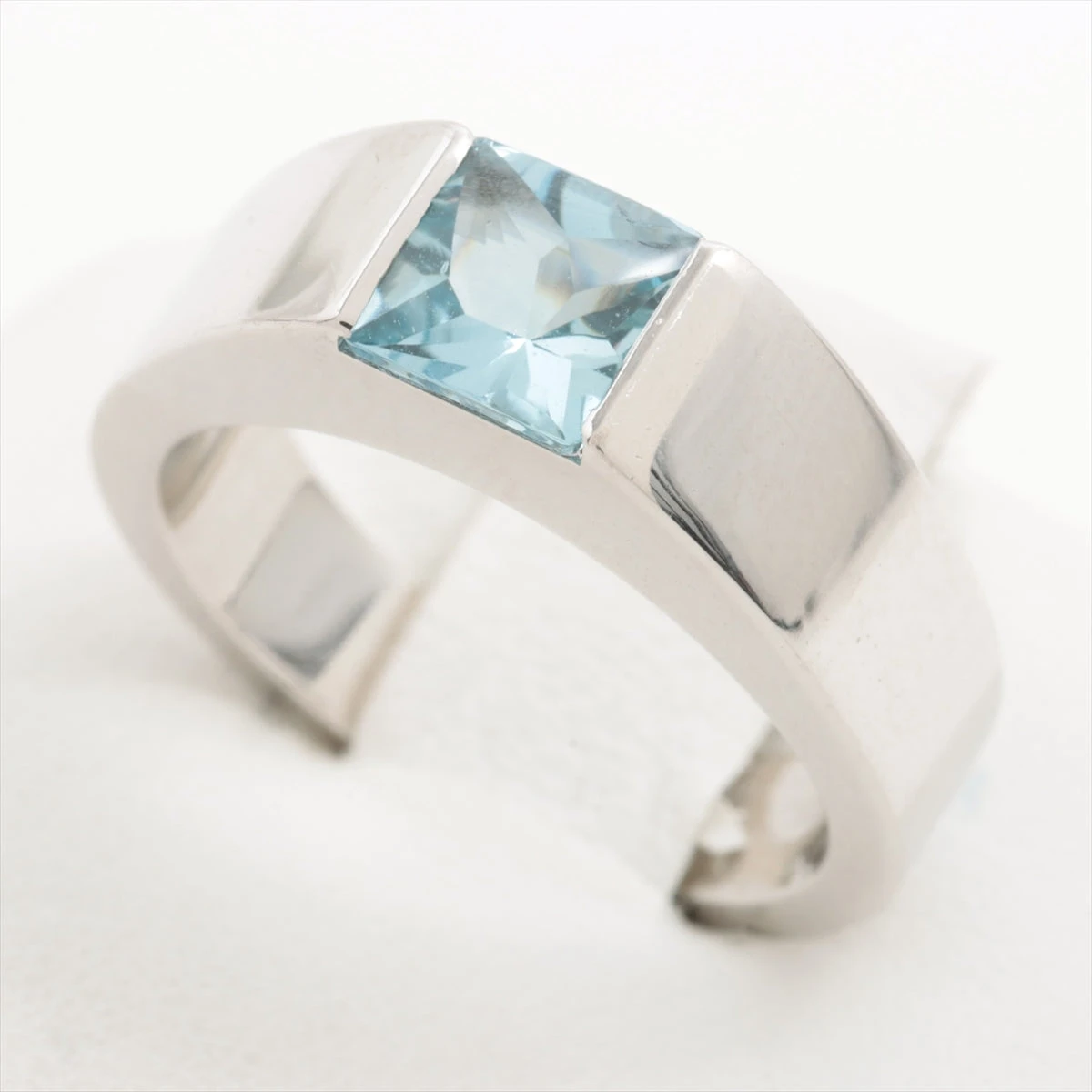 カルティエ タンク アクアマリン 51号説明必読願います カルティエ タンク アクアマリン リング 750(WG) 9.8g 51 アクア